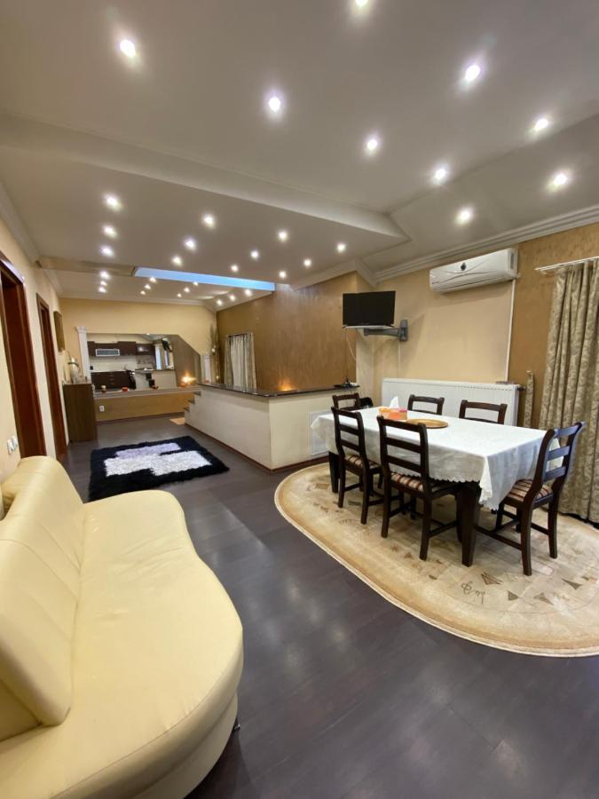 Central Apart Apartamento Oradea Exterior foto